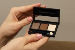 Nanobrow Eyebrow Powder Kit – First Impressions, Review, And Benefits Of These Brow Powders